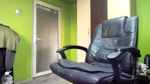 Snapshot of nicolasguy chatting on 3, 3, 2026 L. Nicolas online show from 3, 3, 2026