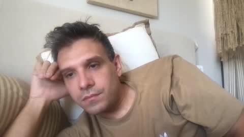 nicolaspercha online show from 5, 5, 2026