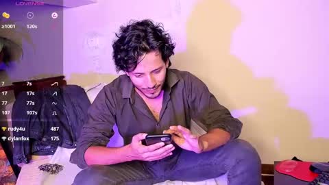 nicolasrodrii online show from 17, 12, 2024