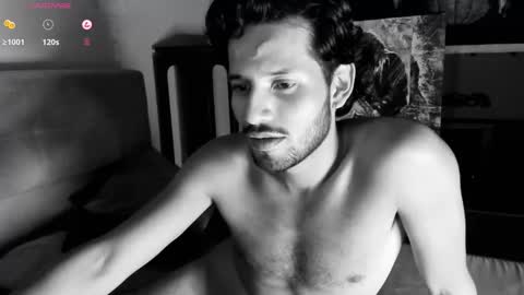 nicolasrodrii online show from 7, 3, 2025