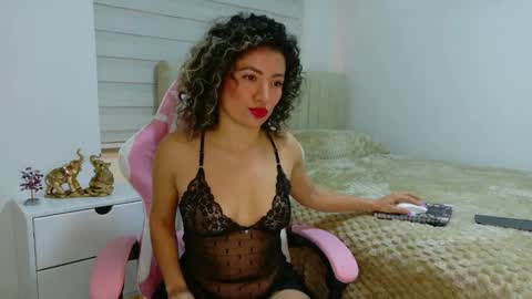 Nicol  online show from 12, 9, 2025