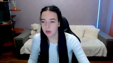 Snapshot of nicole__grand chatting on 6, 10, 2025 Nicole online show from 6, 10, 2025