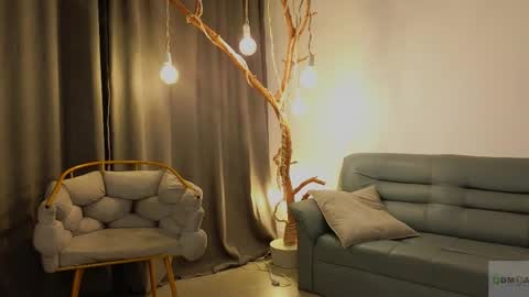 Nicole online show from 19, 5, 2026