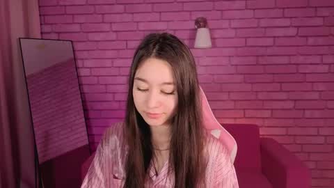 Nicole online show from 4, 5, 2026