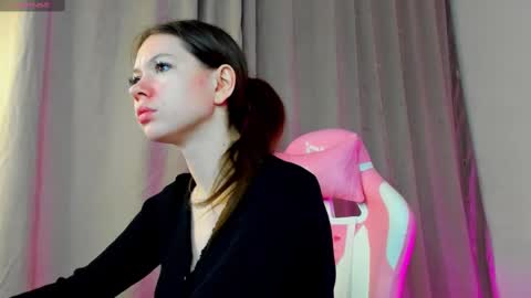 GMT7TueWedThSu 0300am-0900am. Sa 1000am-0400pm online show from 9, 2, 2025