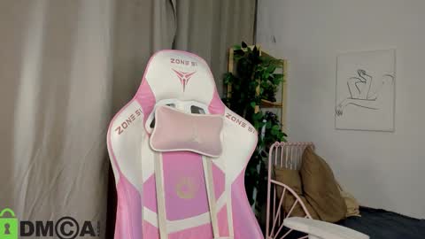 GMT7TueWedThSu 0300am-0900am. Sa 1000am-0400pm online show from 23, 10, 2025