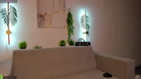 GMT7TueWedThSu 0300am-0900am. Sa 1000am-0400pm online show from 17, 11, 2025