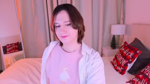 Nicole online show from 10, 1, 2025