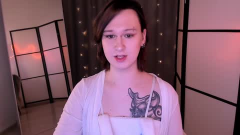 Nicole online show from 17, 1, 2025