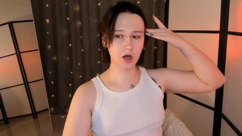 Nicole online show from 19, 2, 2025