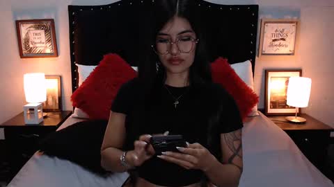 Snapshot of nicole_duran3095 chatting on 16, 12, 2024 Nick online show from 16, 12, 2024