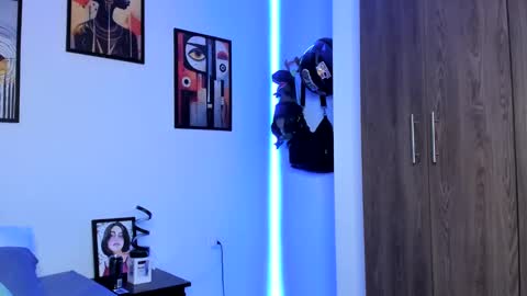 Snapshot of nicole_duran3095 chatting on 16, 1, 2025 Nick online show from 16, 1, 2025