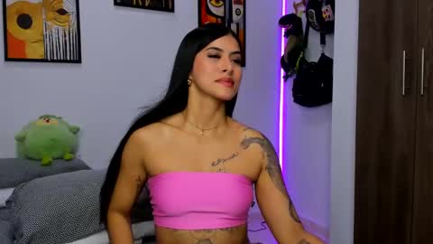 Snapshot of nicole_duran3095 chatting on 28, 1, 2025 Nick online show from 28, 1, 2025