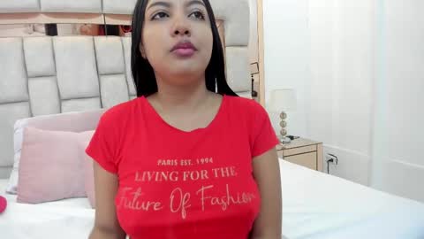 nicole_fisherr online show from 20, 12, 2024