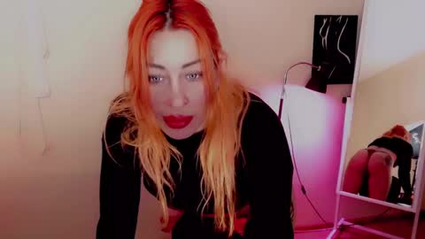 Snapshot of nicole_g0ld_ chatting on 7, 12, 2024 Nicole online show from 7, 12, 2024