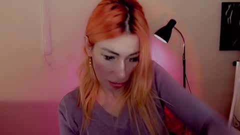 Snapshot of nicole_g0ld_ chatting on 23, 12, 2024 Nicole online show from 23, 12, 2024