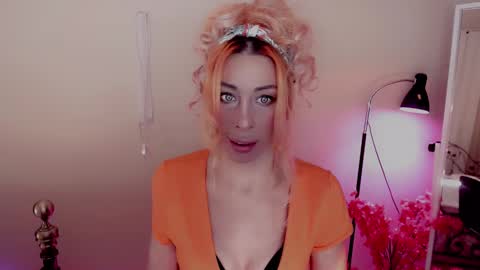 Snapshot of nicole_g0ld_ chatting on 16, 1, 2025 Nicole online show from 16, 1, 2025