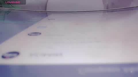 Snapshot of nicole_g0ld_ chatting on 20, 10, 2025 Nicole online show from 20, 10, 2025