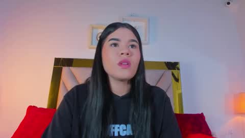 Snapshot of nicole_grace0 chatting on 6, 10, 2025 nicole_grace0 online show from 6, 10, 2025