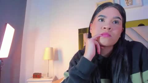 Snapshot of nicole_grace0 chatting on 10, 10, 2025 nicole_grace0 online show from 10, 10, 2025