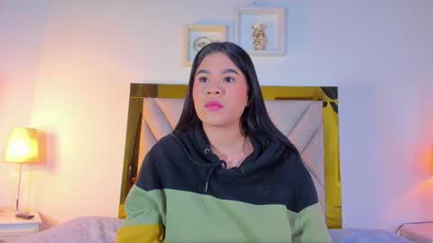 Snapshot of nicole_grace0 chatting on 25, 10, 2025 nicole_grace0 online show from 25, 10, 2025