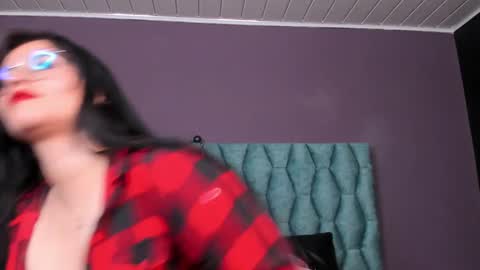 Nicole online show from 24, 12, 2024