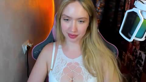 Nicole online show from 20, 10, 2025