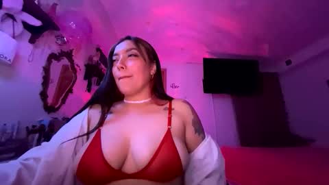 Nicole online show from 7, 5, 2026