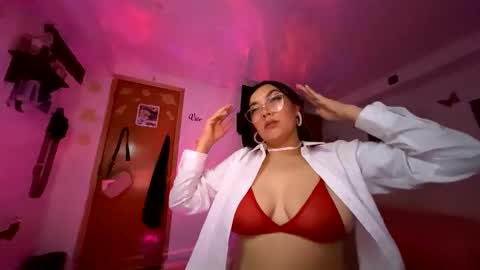 Nicole online show from 14, 5, 2026