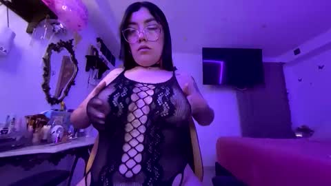 Nicole online show from 7, 6, 2026