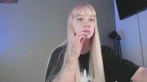 Snapshot of nicole_yo chatting on 15, 2, 2026 Mary online show from 15, 2, 2026