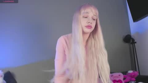 Snapshot of nicole_yo chatting on 18, 2, 2026 Mary online show from 18, 2, 2026