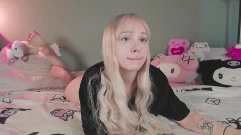 Snapshot of nicole_yo chatting on 12, 3, 2026 Mary online show from 12, 3, 2026