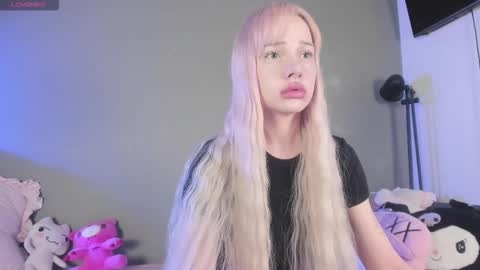 Snapshot of nicole_yo chatting on 18, 3, 2026 Mary online show from 18, 3, 2026