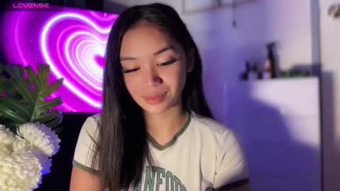 Snapshot of nicolecellini chatting on 3, 11, 2025 NICOLE online show from 3, 11, 2025