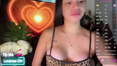 Snapshot of nicolecellini chatting on 22, 11, 2025 NICOLE online show from 22, 11, 2025