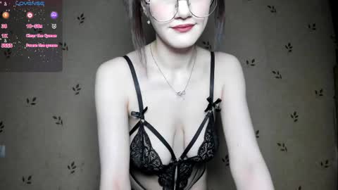 Snapshot of nicoledaviss_ chatting on 1, 6, 2026 NicoleDavis online show from 1, 6, 2026