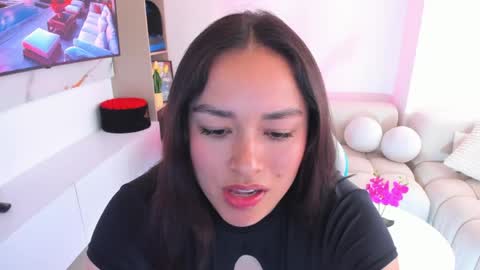 Snapshot of nicoleeorson chatting on 18, 4, 2026 Nicolle online show from 18, 4, 2026