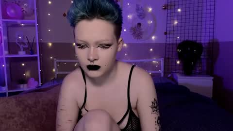 Nicole online show from 28, 12, 2024