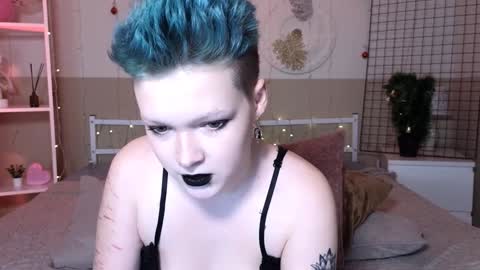 Nicole online show from 31, 12, 2024