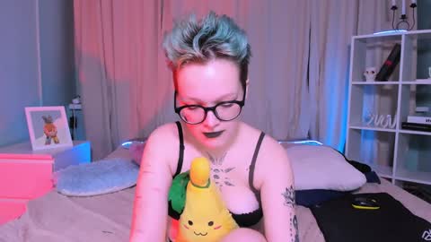 Nicole online show from 18, 1, 2025