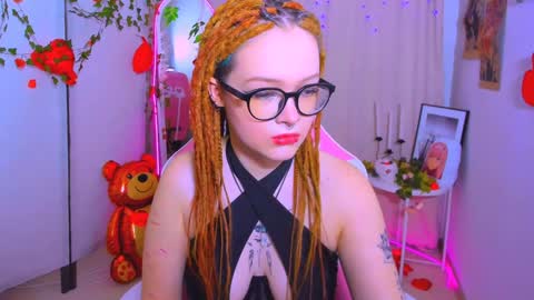 Nicole online show from 8, 2, 2025