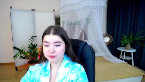 nicolefoxery online show from 6, 12, 2024