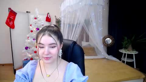 nicolefoxery online show from 18, 12, 2024