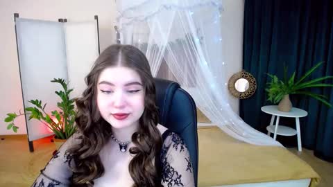 nicolefoxery online show from 24, 1, 2025