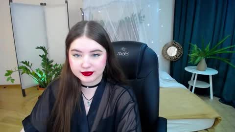 nicolefoxery online show from 7, 2, 2025