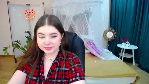 nicolefoxery online show from 22, 2, 2025
