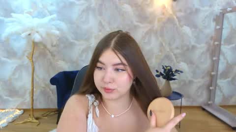 nicolefoxery online show from 9, 9, 2025