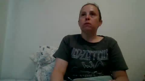 Snapshot of nicolegoodvibes00 chatting on 13, 4, 2026 Nicole online show from 13, 4, 2026