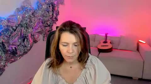 nicolehits online show from 19, 9, 2025